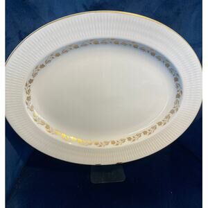 Royal Doulton Fairfax Oval Serving Platter 13” Gold Laurel Trim England TC1006
